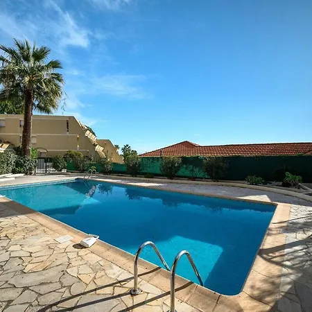 Prázdninový dům Le Cap Sud Residence Calme Piscine Vue Garavan *